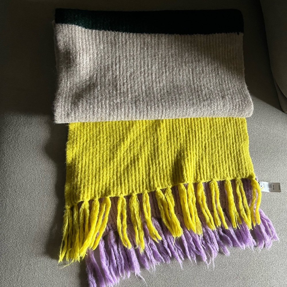 NWT Gap Multi Color Large Oversized Cozy Scarf